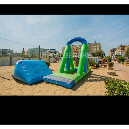 Hotel Silvana Beach Rimini Eksteriør billede